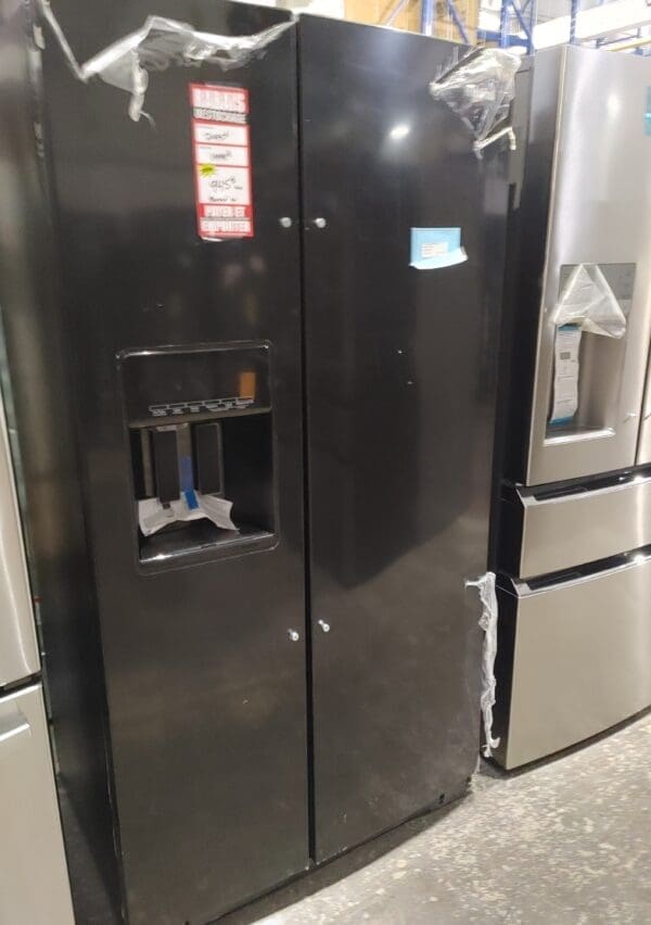 Réfrigérateur Whirlpool 36", Profondeur comptoir, Côte-à-côte, 20,6 pi.cu, Noir - WRS571CIHB – Image 6