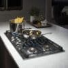36'' Smart Cooktop, 5 Gas burners, Stainless - Image 4