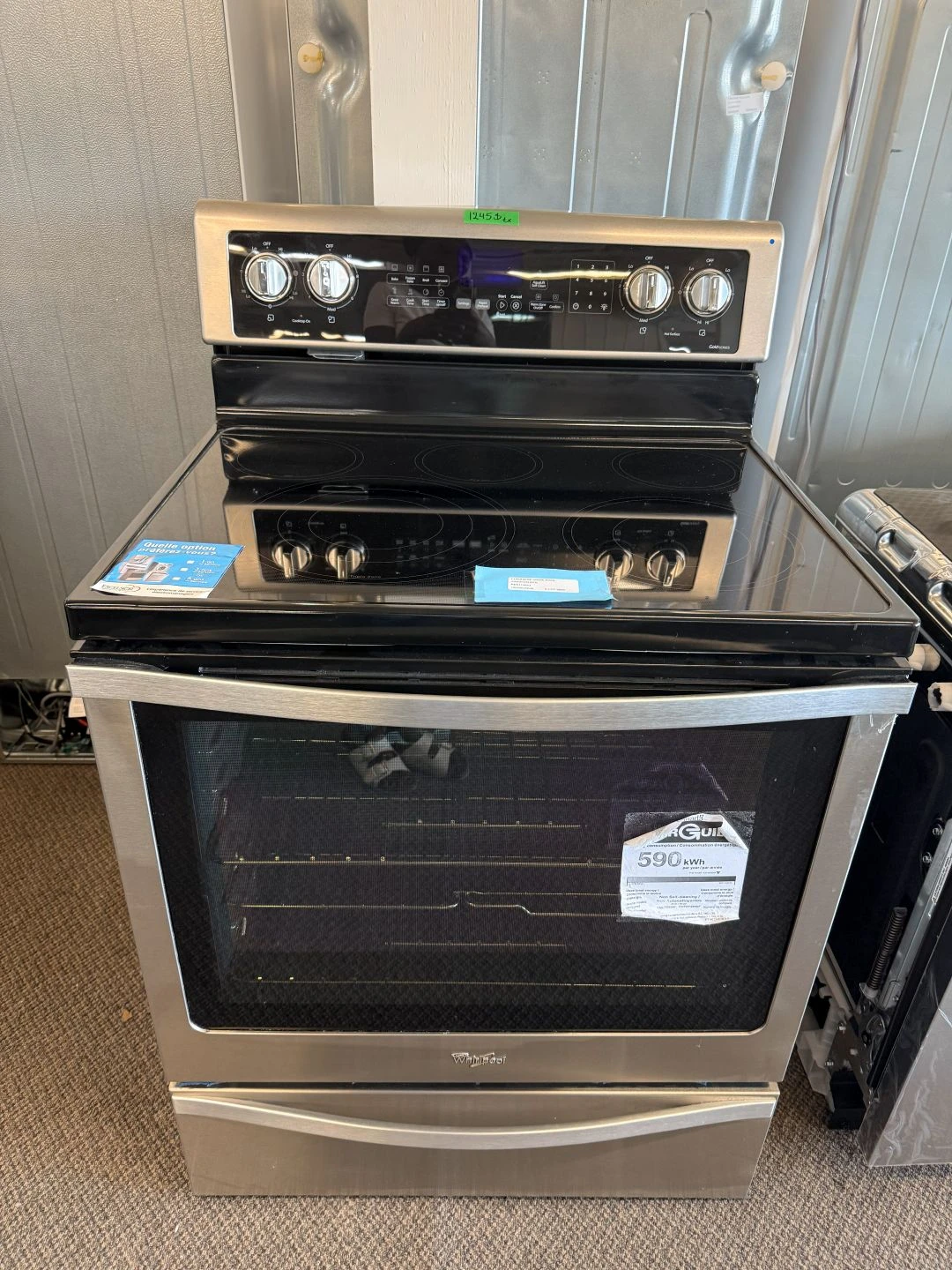 Cuisinière électrique Whirlpool – 30 pouces, 6,4 pi³, 3 000 W, inox – YWFE745H0FS – Image 4