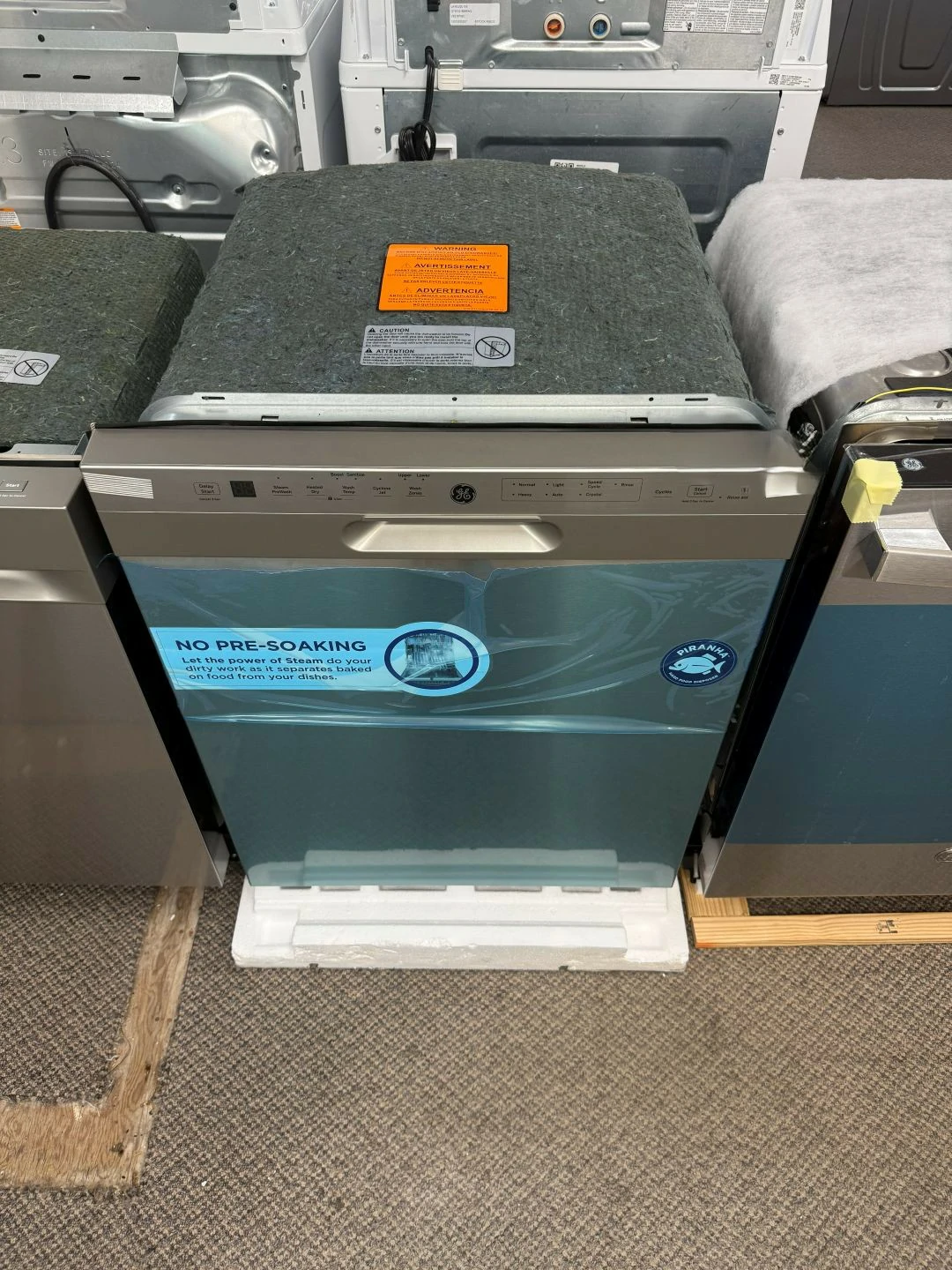 Lave-vaisselle GE, 24 pouces, inox – GBF655SSPSS – Image 4