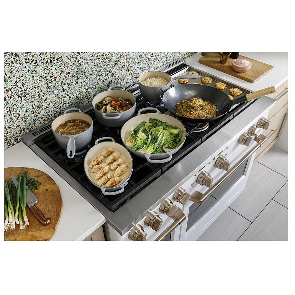 Cuisinière à biénergie GE Café – 48 pouces, 8,25 pi³, noir – C2Y486P3T2D1 – Image 4