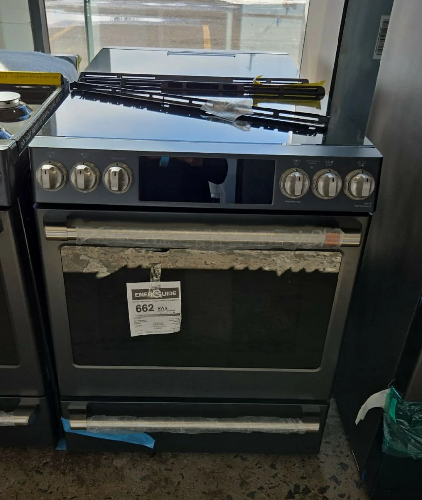 Cuisinière électrique GE Café, 30 pouces, noir – CCES700P3ND1 – Image 7