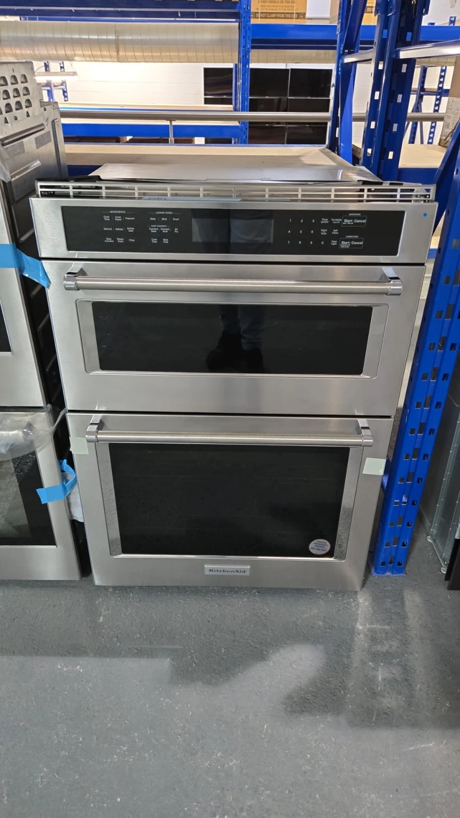 Four encastré combiné micro-ondes KitchenAid – 30 pouces, 6,4 pi³, inox – KOEC530PSS - Image 7