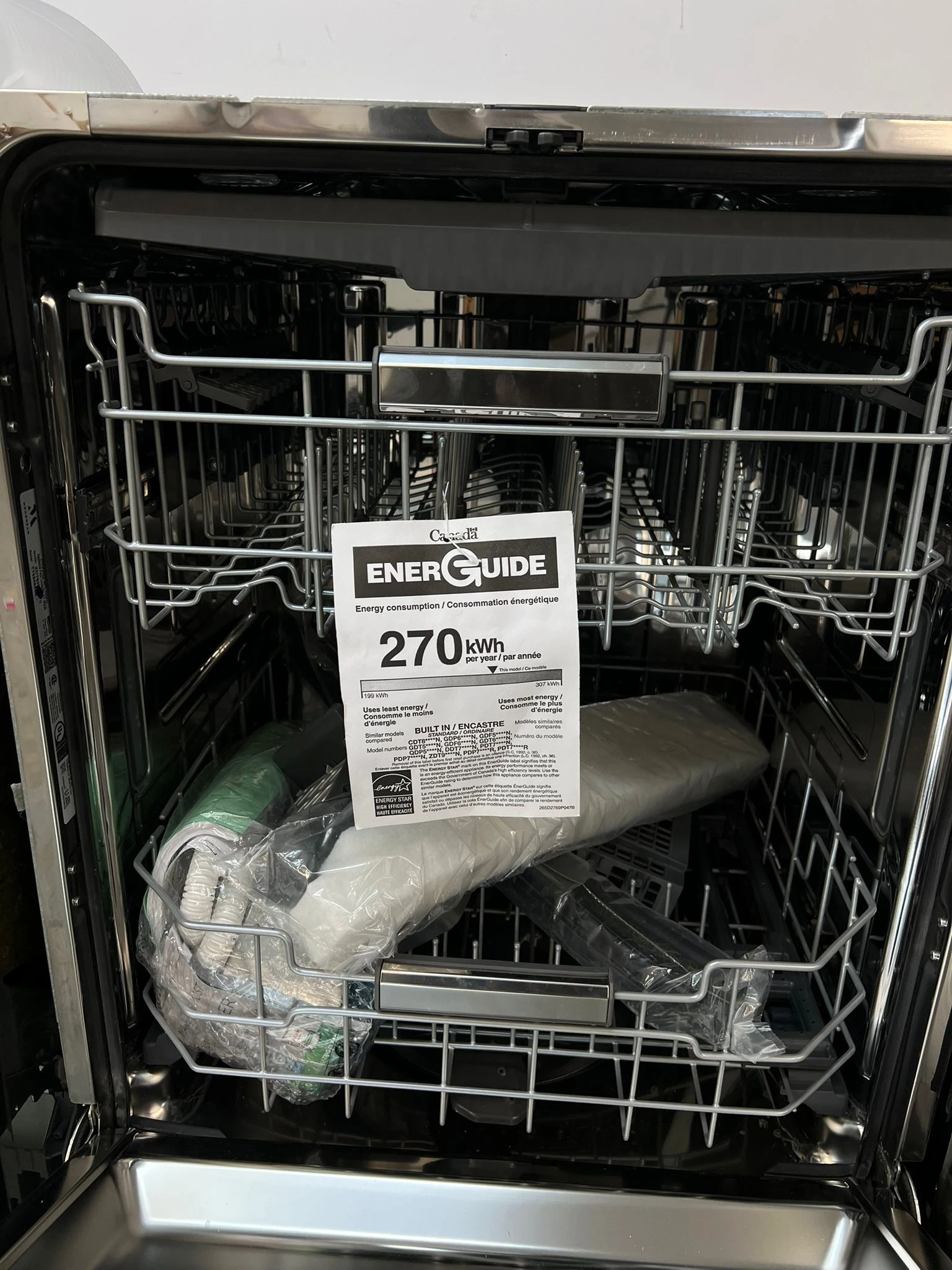 Lave-vaisselle encastrable Monogram – 24 pouces, 42 dB, prêt pour panneau personnalisé – ZDT925SINII – Image 6