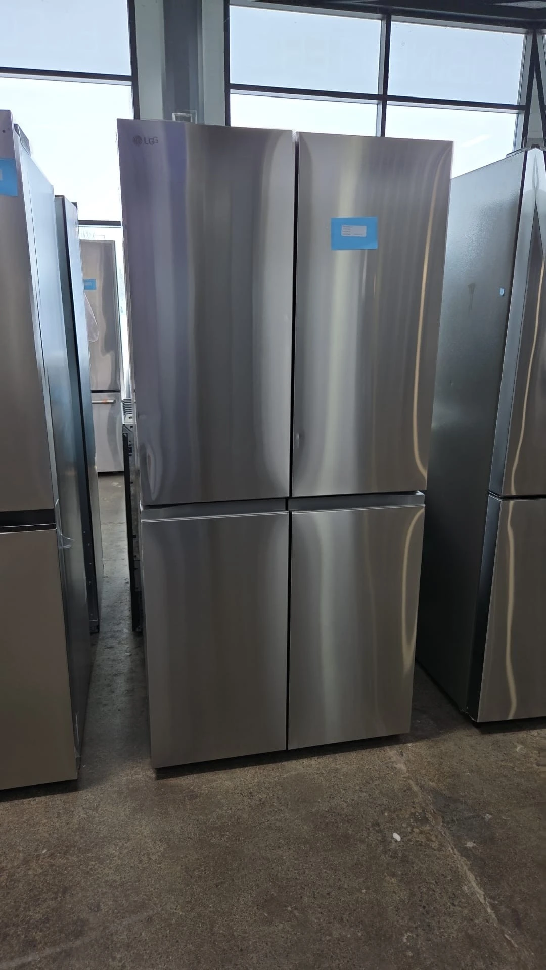 Réfrigérateur à portes françaises LG – 33 pouces, 19 pi³, profondeur de comptoir, inox – LF19C8200S - Image 5