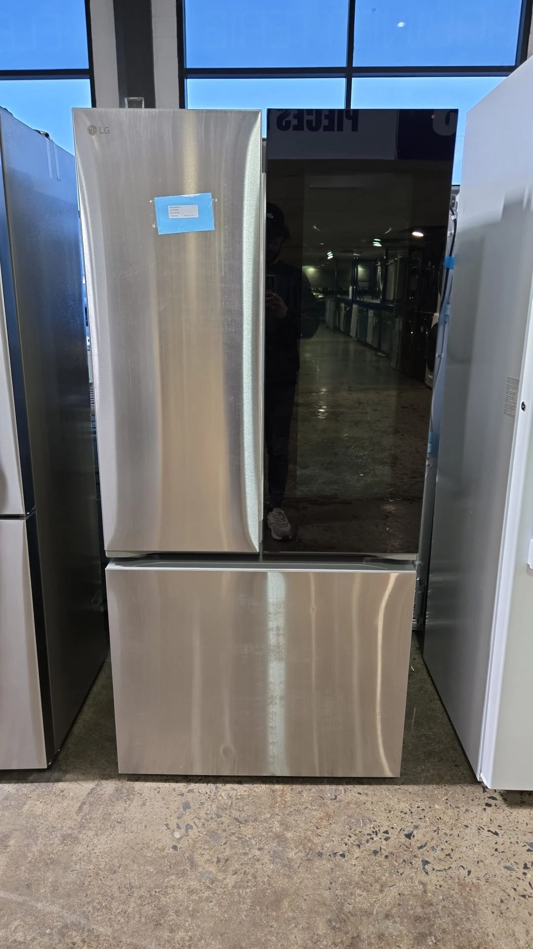 Réfrigérateur à portes françaises LG – 33 pouces, 25 pi³, inox – LF25S6206S – Image 6