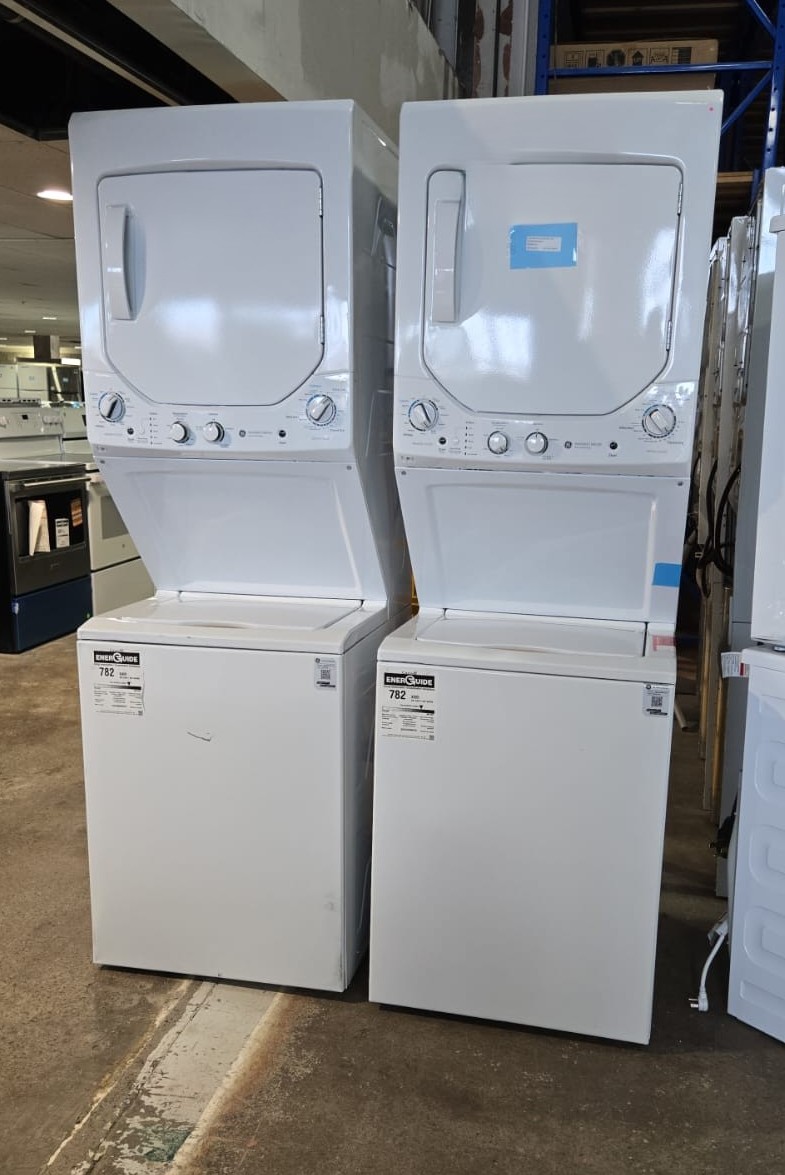 Centre de buanderie GE – 24 pouces, laveuse 2.6 pi³ & sécheuse électrique 4.4 pi³, blanc – GUD24ESMMWW - Image 6