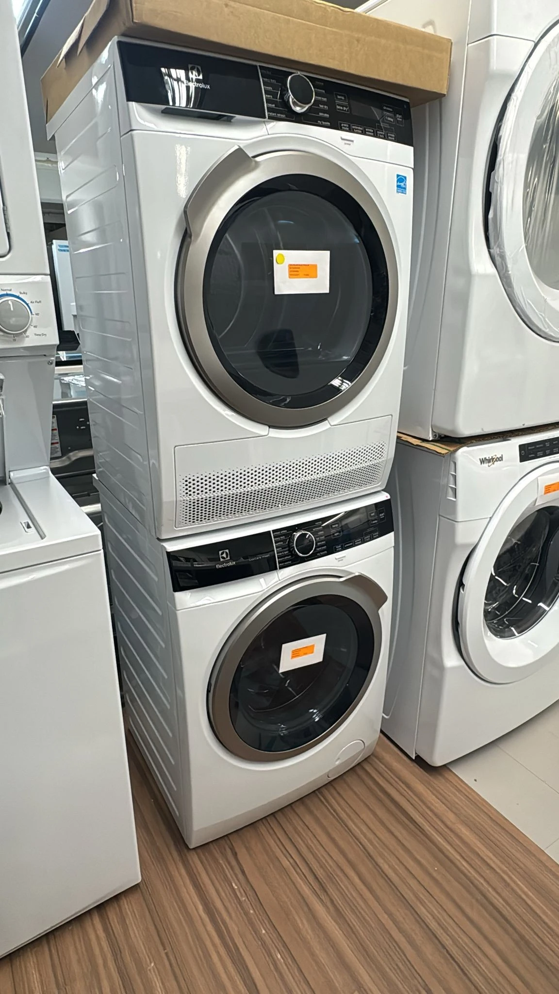 Ensemble laveuse-sécheuse Electrolux – 24 pouces, laveuse 2,8 pi³, sécheuse 4 pi³, empilable, ENERGY STAR, blanc – ELFW4222AW & ELFE422CAW – Image 5