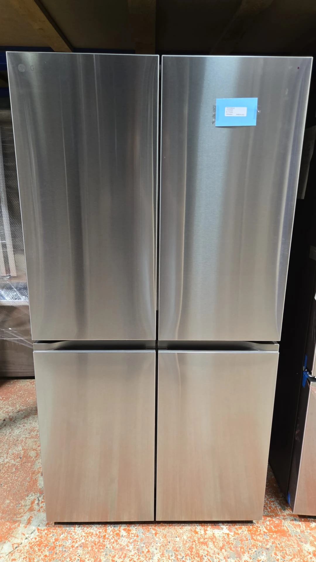 Réfrigérateur LG à portes françaises - 36 po, 23,6 pi³ & profondeur comptoir - LF24C8200S – Image 3