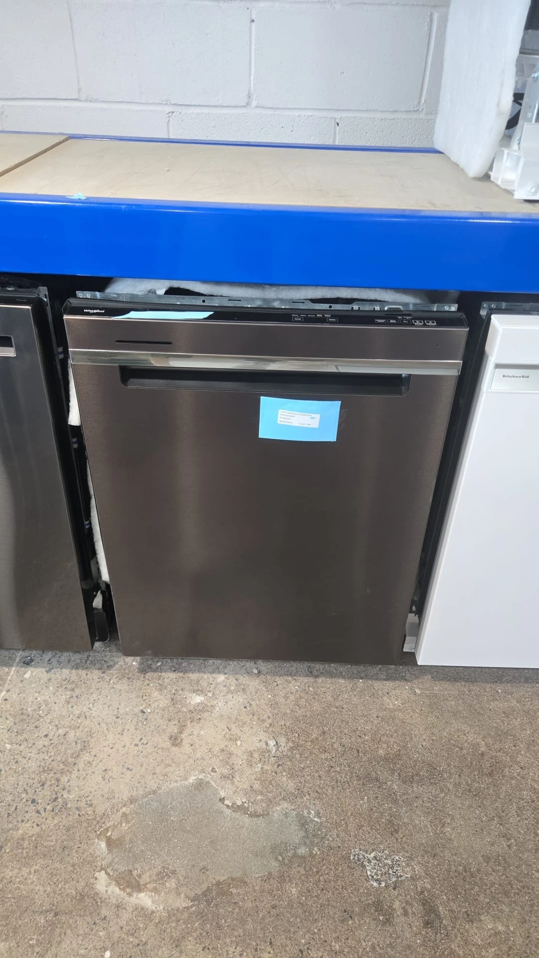 Lave-vaisselle Whirlpool 3 paniers - 47 dB, inox noir & panier réglable - WDTA50SAKV – Image 3