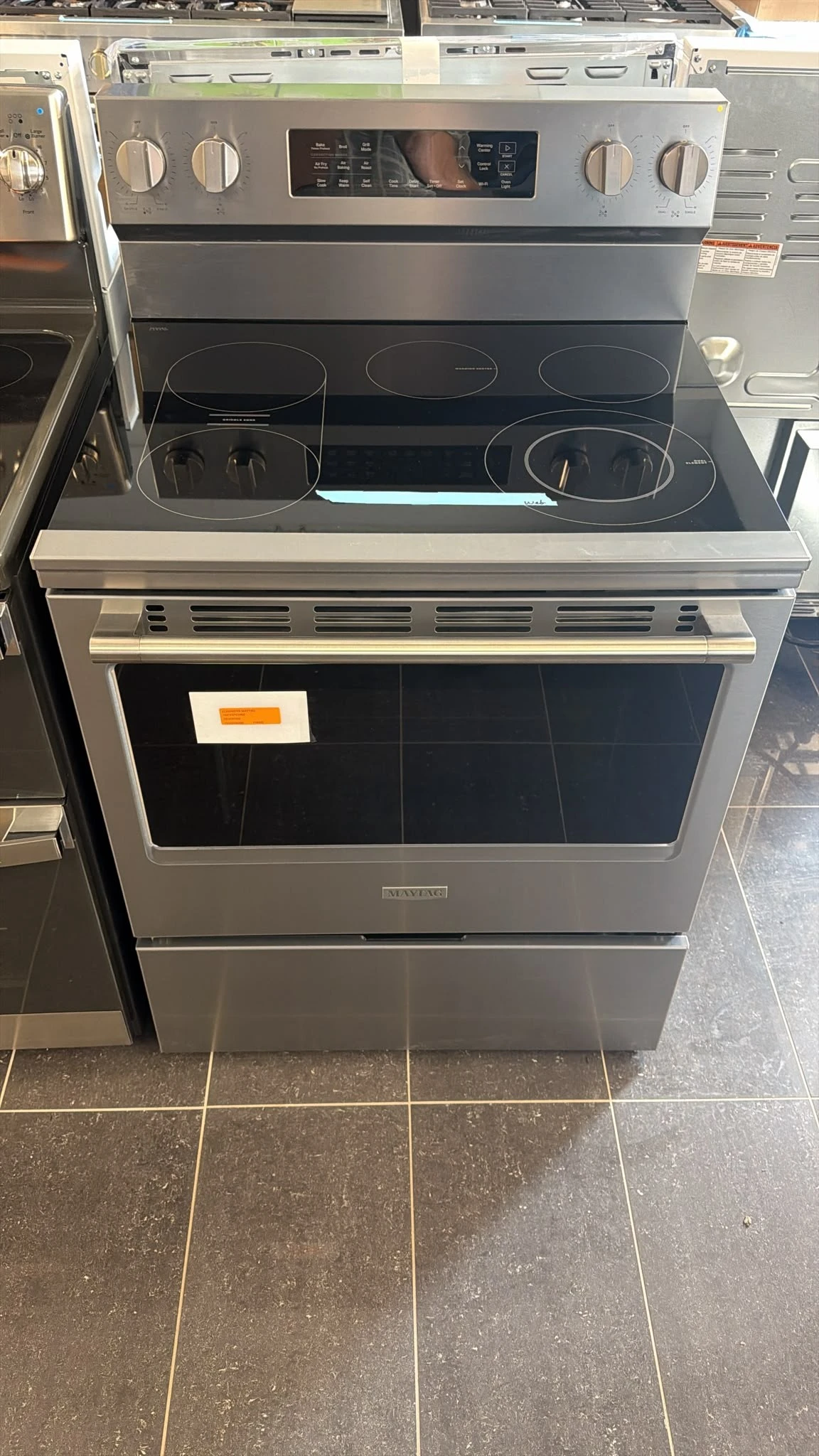 Cuisinière électrique Maytag 30 po - mode Gril, Air Fry & cuisson lente - YMFES7030SZ – Image 3