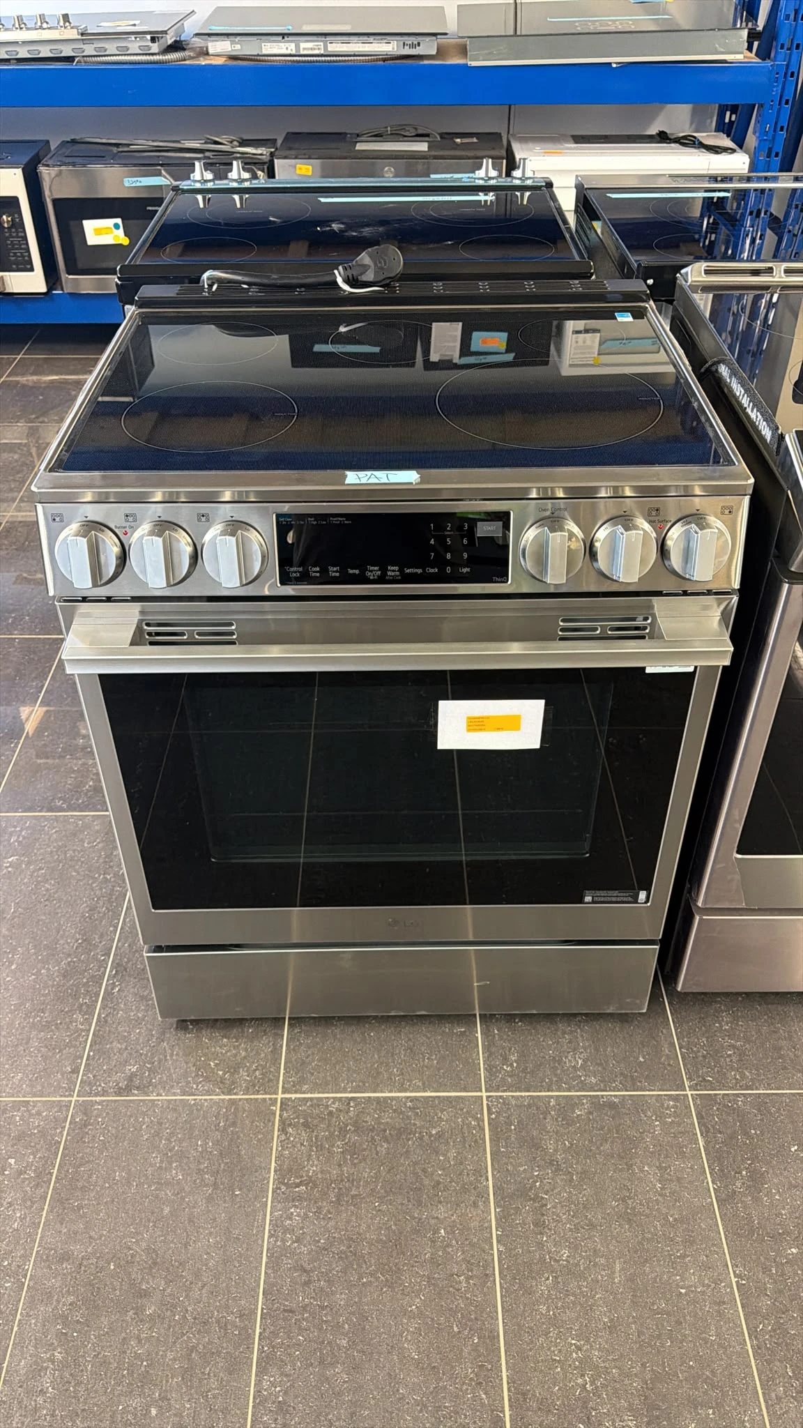 Cuisinière à induction LG 30 pouces 6,3 pi³ avec convection et Air Fry inox – LSIL6336XE – Image 4