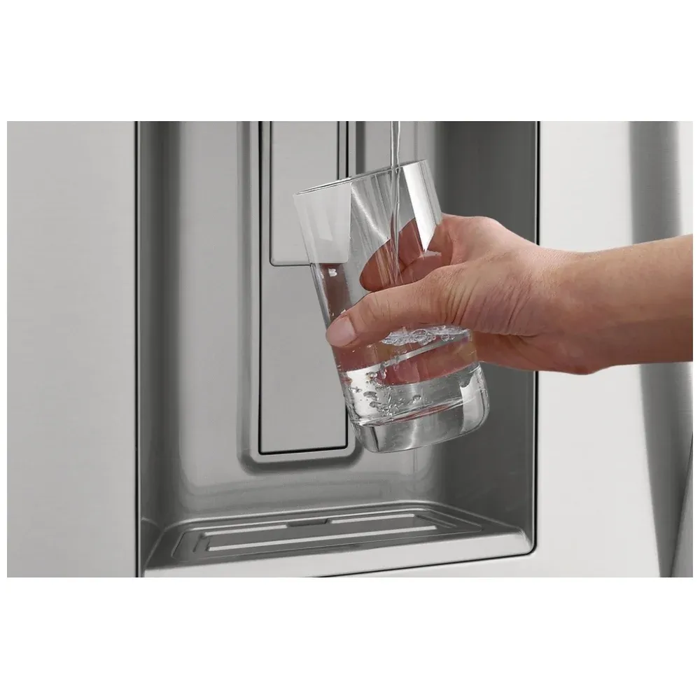 Réfrigérateur Frigidaire Gallery 36 pouces avec eau et glaçons 22,6 pi³ – GRFC2353AF – Image 3