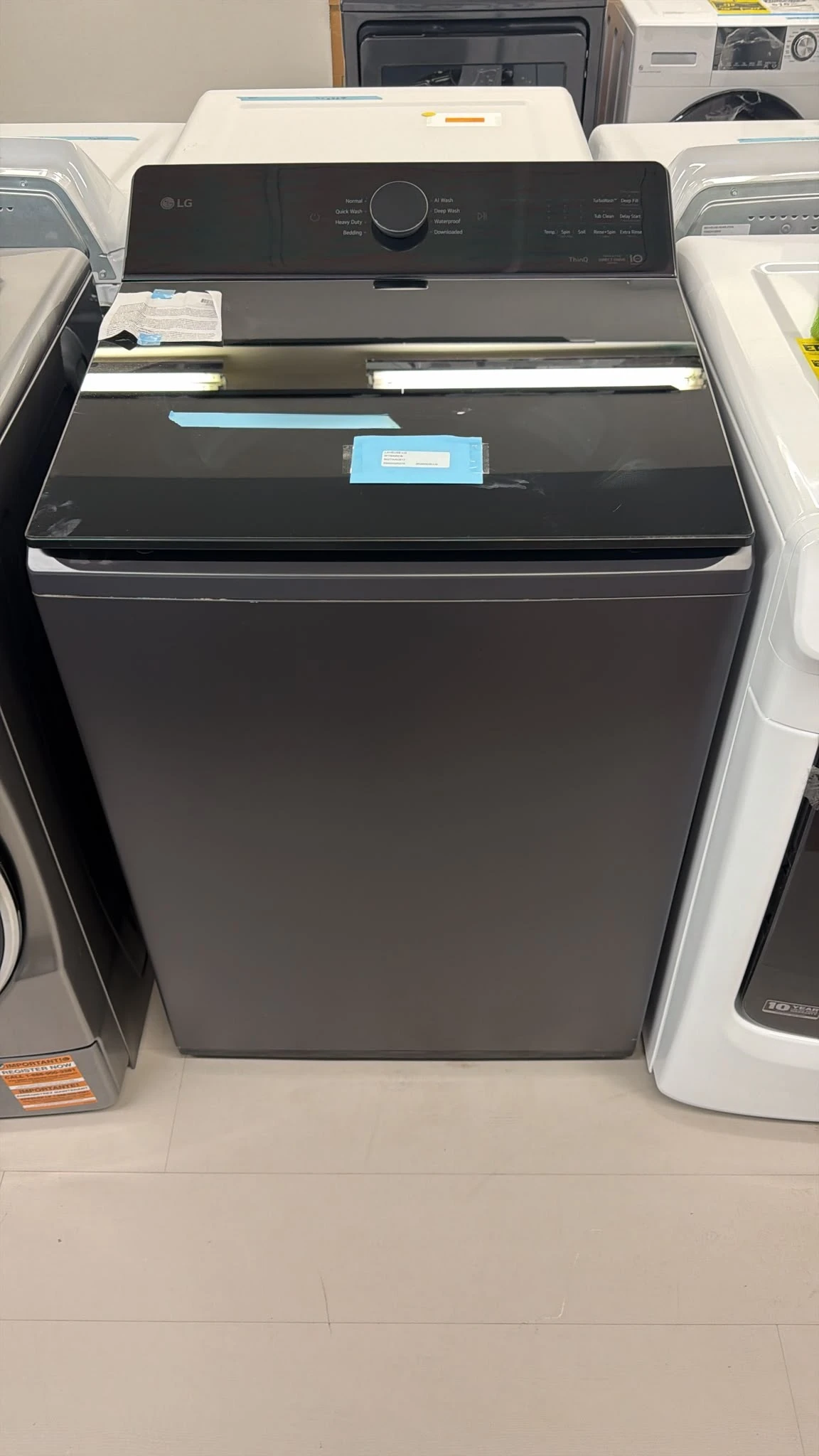 Laveuse LG noir essence 27 pouces - 6,1 pi³ à agitateur 4 directions et accès EasyUnload - WT8405CB – Image 3
