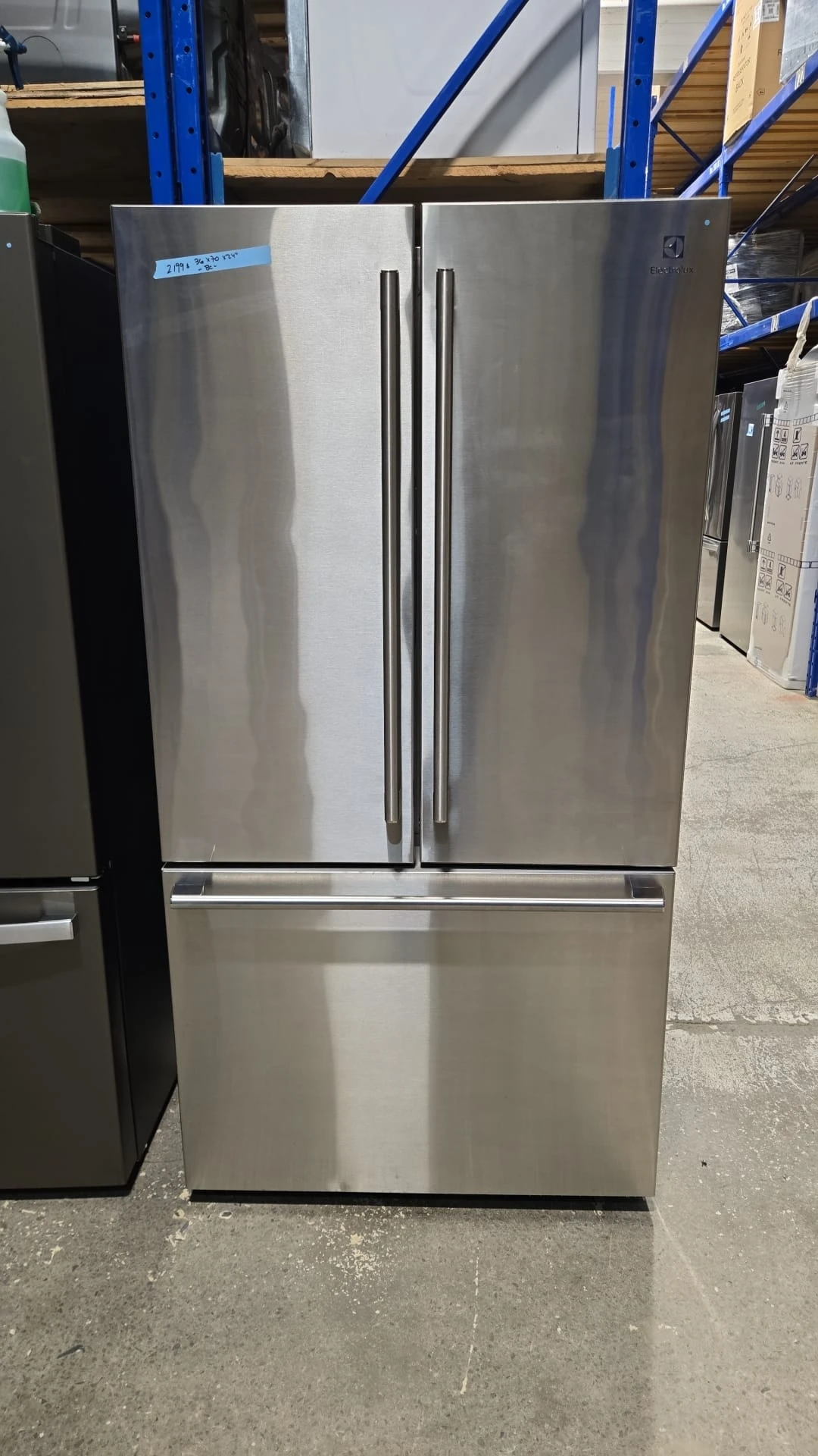 Réfrigérateur Electrolux 36 pouces 23,3 pi³ à portes françaises – ERFG2393AS – Image 5