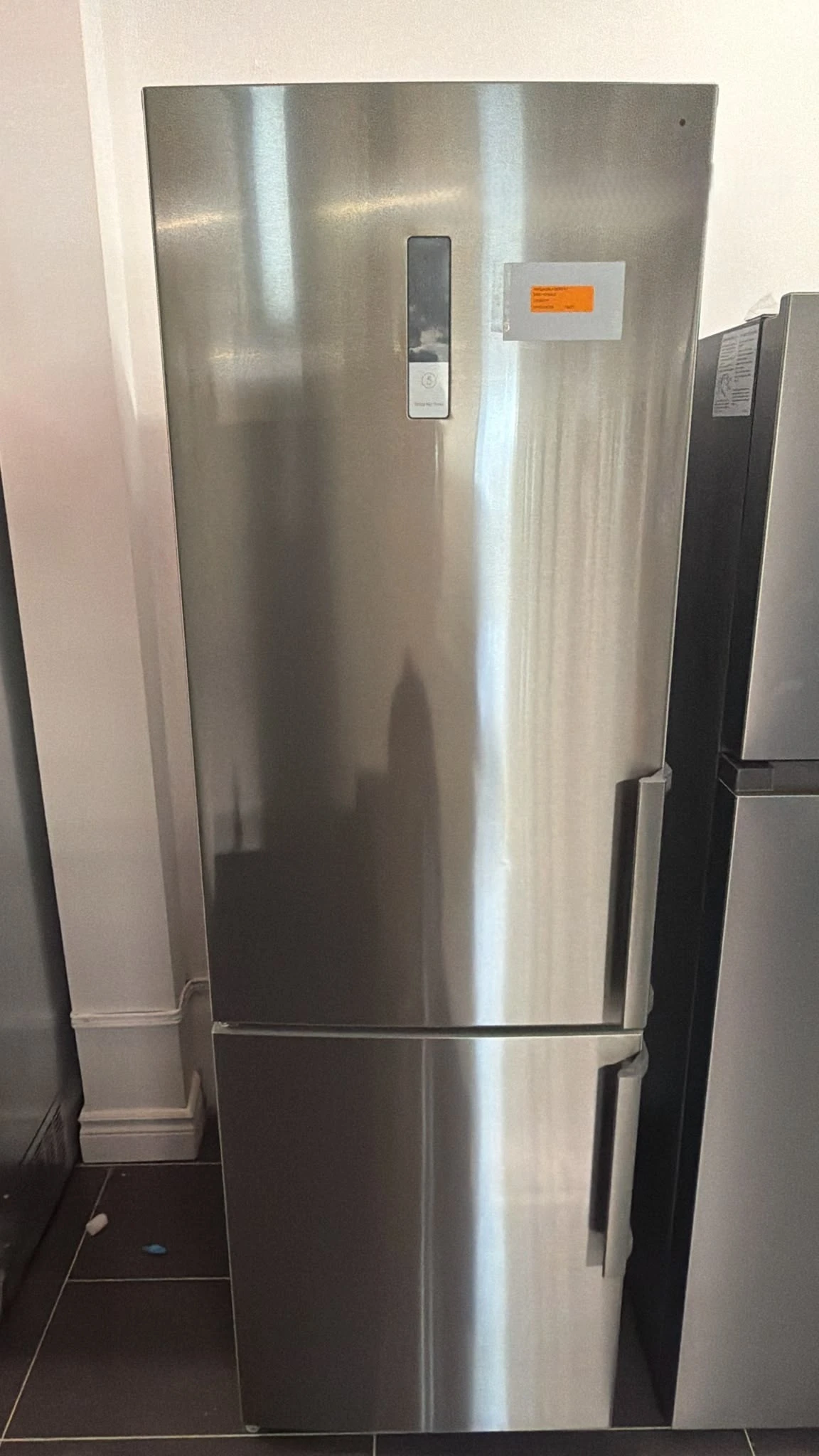 Réfrigérateur Moffat à profondeur comptoir - 24 po, 11 pi³, inox et ENERGY STAR - MBE11DSVSS - Image 3