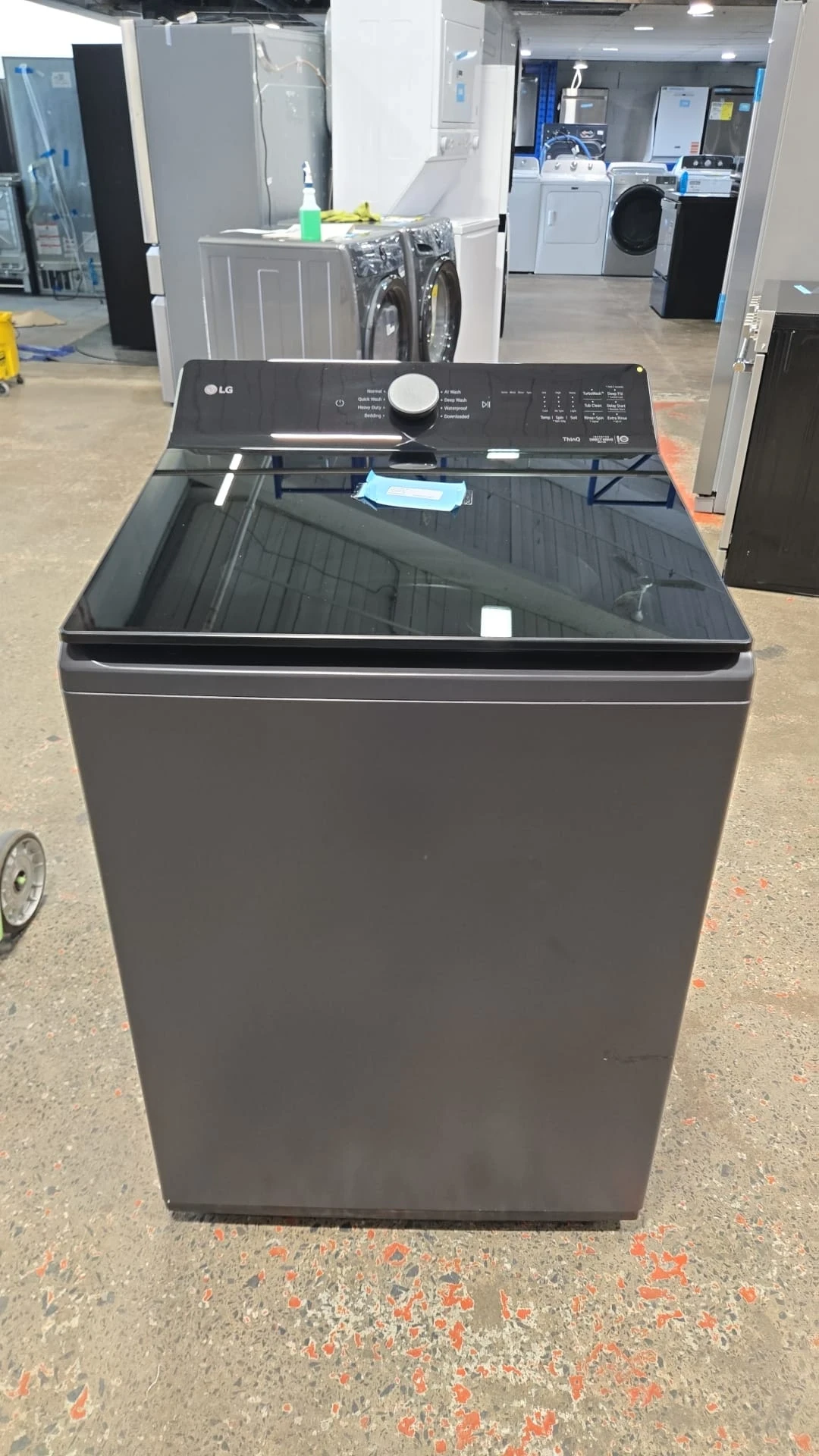 LG 6,1 pi³ à chargement vertical - laveuse EasyUnload, TurboWash3D & Wi-Fi - WT8405CB – Image 3
