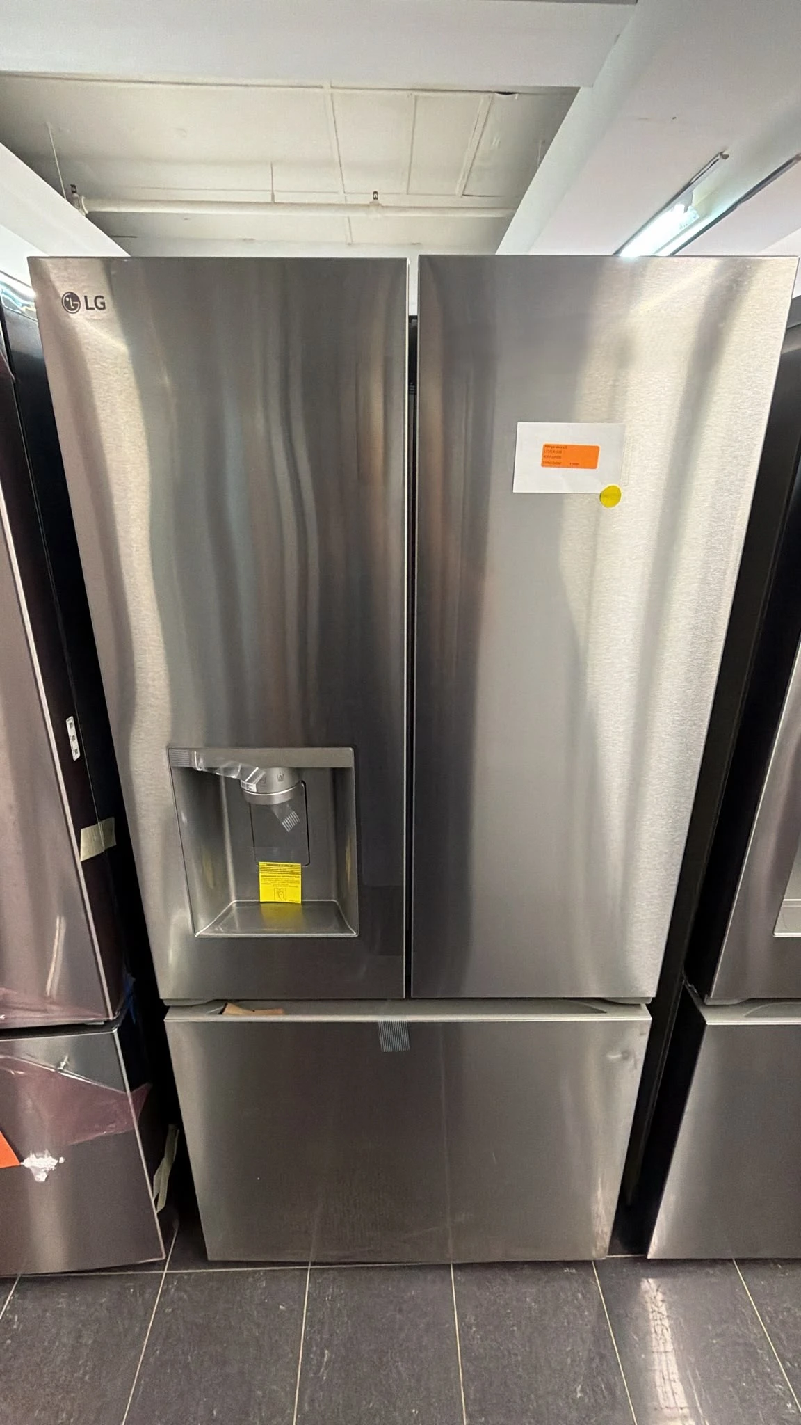 Réfrigérateur LG 33 pouces, 20,2 pi³ à profondeur comptoir – LF20C6330S – Image 5